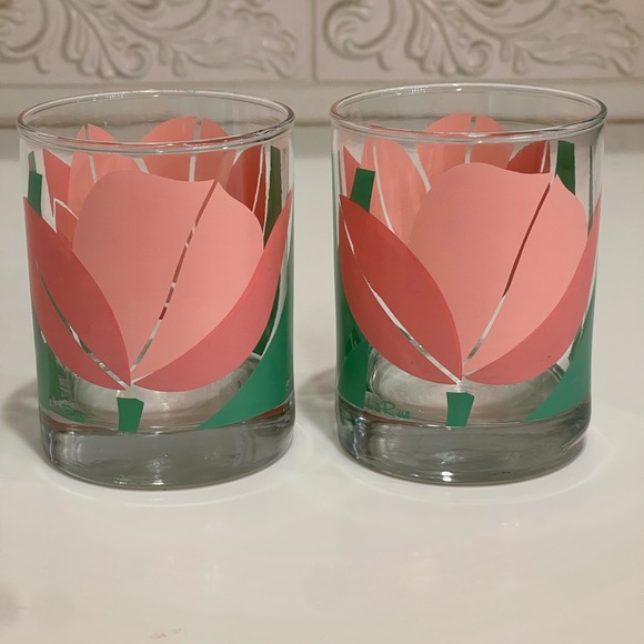 Set of 2 La Rue MCM Tulip Cocktail Glasses - Picture 2 of 3